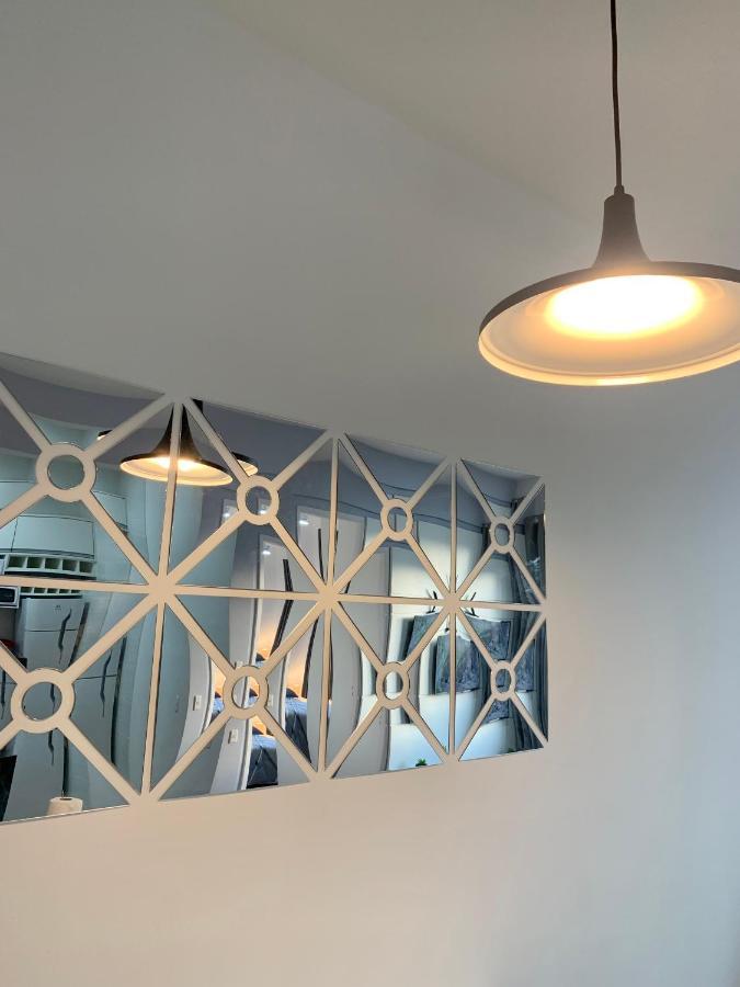 707- Apartamento Encantador, Amplo E Decorado, Quarto, Sala, Cozinha, Mobiliario Moderno, Cozinha Completa Com Utensilios , Excelente Vista Da Cidade E Localizacao Privelegiada No Bairro Bigorrilho Curitiba Kültér fotó
