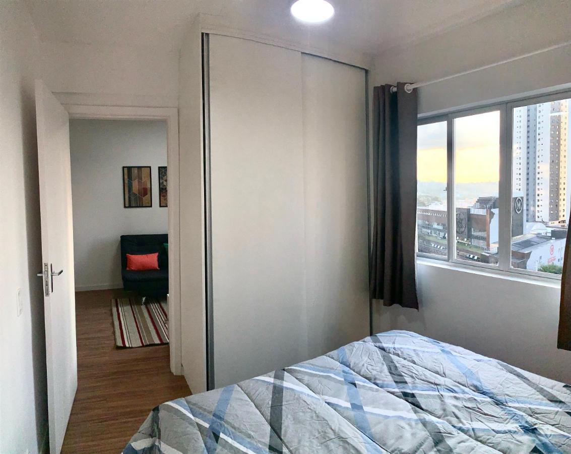 707- Apartamento Encantador, Amplo E Decorado, Quarto, Sala, Cozinha, Mobiliario Moderno, Cozinha Completa Com Utensilios , Excelente Vista Da Cidade E Localizacao Privelegiada No Bairro Bigorrilho Curitiba Kültér fotó